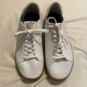 Flux White Sneakers Minimalist Design Casual